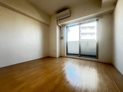 【洋室】 | SERENiTE千里丘