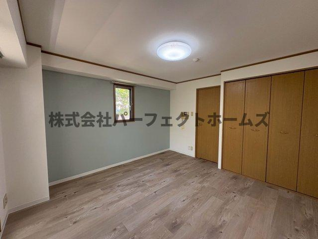 枚方グランドマンションの居間・リビング|ゆったりとしたリビングです