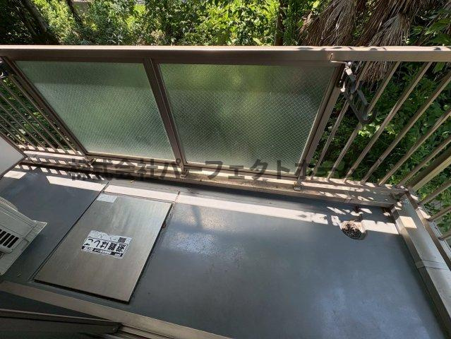 枚方グランドマンションのバルコニー|開放的で明るい空間を演出してくれるバルコニーです