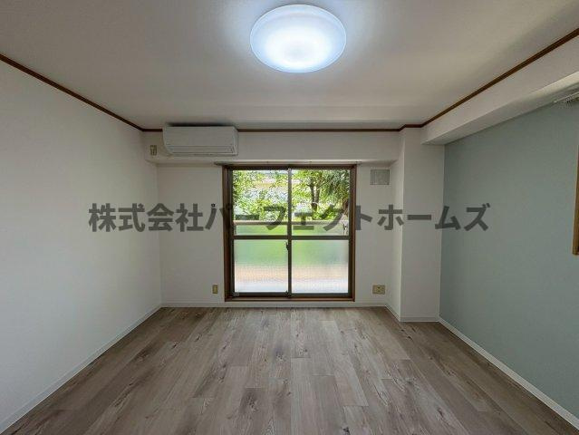 枚方グランドマンションの居間・リビング|おしゃれな居間です