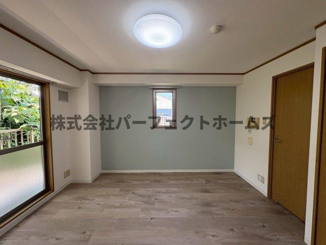 枚方グランドマンションの居間・リビング|こちらの居間で趣味の時間をお楽しみください