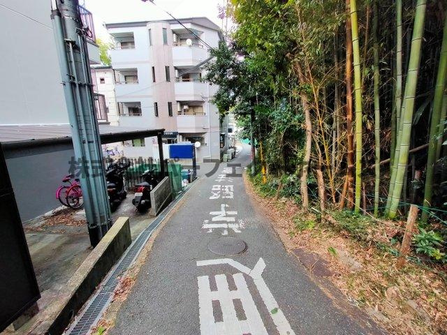 枚方グランドマンションの周辺|きれいな外観です