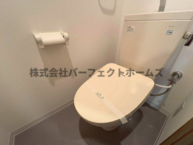 枚方グランドマンションのトイレ|ゆったりとした空間のトイレです