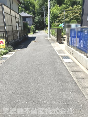 ６１２６６　岐阜市加野土地の前面道路含む現地写真