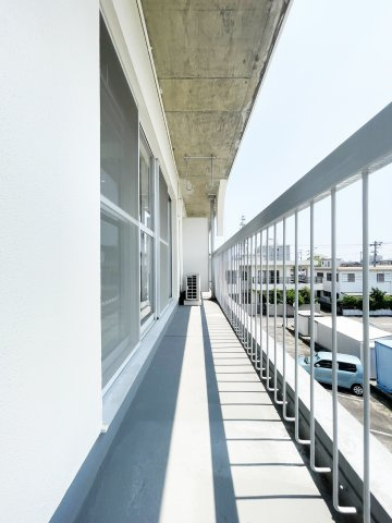 天神マンション　2号棟のバルコニー