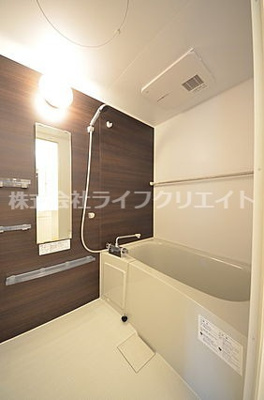 【浴室】 | ベルチェドマーニ | ※同建物別部屋写真