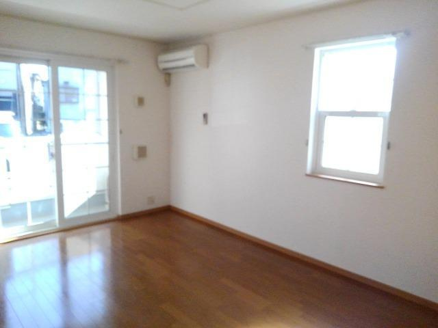 ヴィレッジ・ウェルハウスＢの居間・リビング|居室・リビング