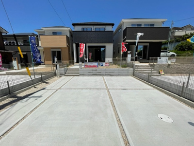 【外観】 | 日進市浅田平子１期全３棟＜仲介手数料無料＞西小・日進西中　新築一戸建て | 撮影
社長の村田です！
自らプレイヤーとして営業しています
長年の経験と実績から皆様により良いマイホーム購入のご提案をいたします。
住宅ローンの不安や購入後の不安等何でもご相談ください。