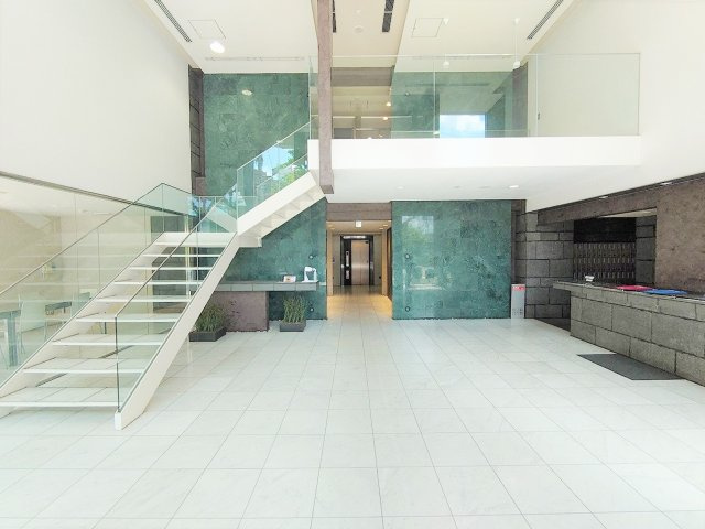 ＪＲ南武線「武蔵新城」アトラスアリーナ武蔵新城ランドマークコートの画像