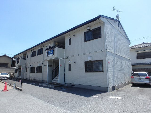 クレール山手の外観