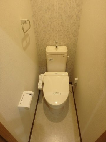 クレール山手のトイレ
