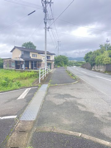 【前面道路含む現地写真】 | 山鹿市菊鹿町池永 | ※解体更地渡しです※☆現地写真☆(7月13日撮影)