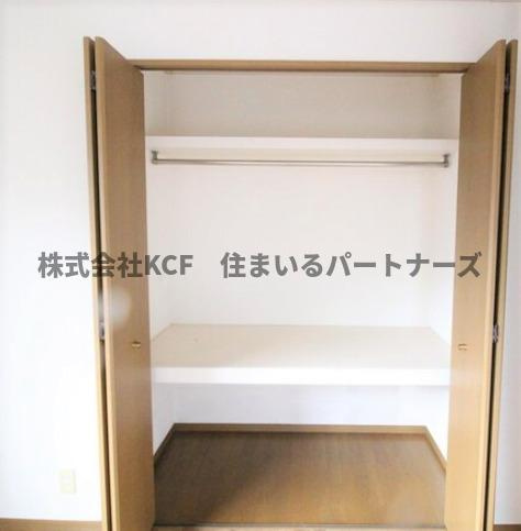 エクセルの収納|こまごまとしたものを収納できそうですね