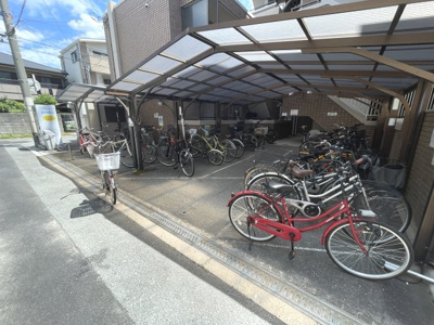 【その他共用部分】 | サニーハイツ伊東 | 駐輪場です