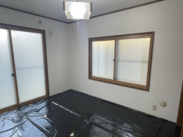 印役町1丁目南棟の和室