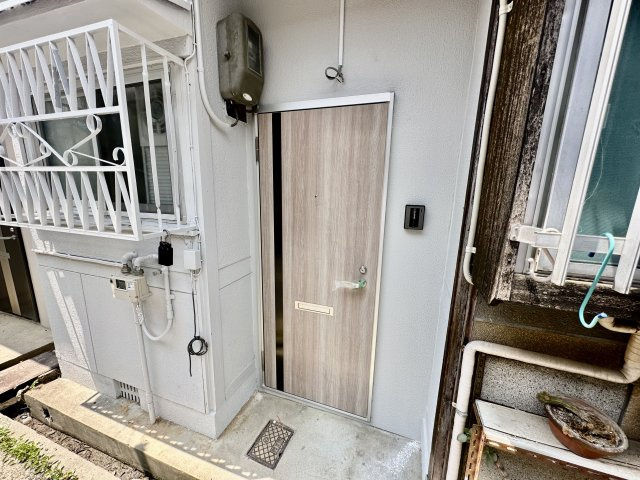【エントランス】 | 安堂町貸家（北）