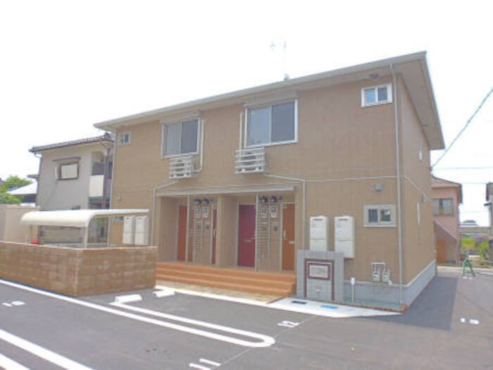 熊本市中央区黒髪４丁目のアパートの外観