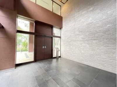 【エントランス】 | アデニウムタワー梅田