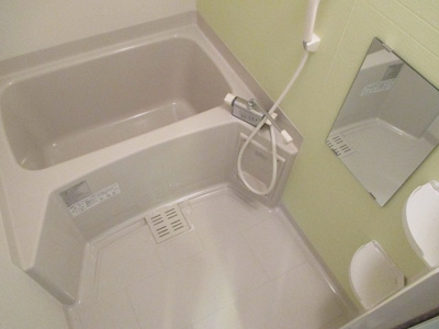 【浴室】 | フジパレス吹田ウエスト１番館 | 浴室換気乾燥機付のお風呂です