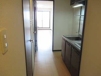 【その他】 | フジパレス吹田ウエスト１番館 | キッチン前のスペースです