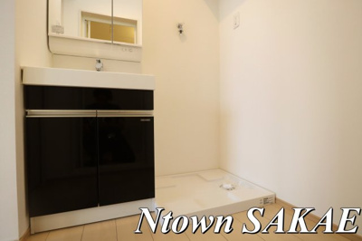 【洗面所】 | REGALEST黒川 | ゆったりとスペースのある洗面所