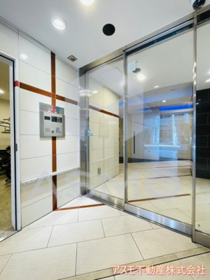 【エントランス】 | セレニテ梅田EST