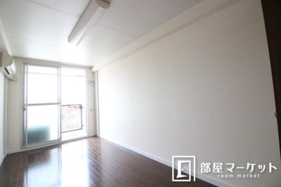 【居間・リビング】 | ｉ－ｒｏｏｍ丸山町 | 同型タイプ