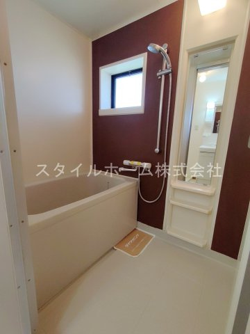 【浴室】 | メゾン・ド・ラヴィ金屋橋　Ｎ