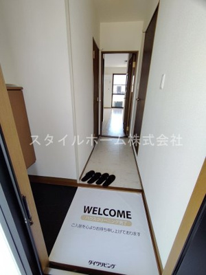【玄関】 | メゾン・ド・ラヴィ金屋橋　Ｎ