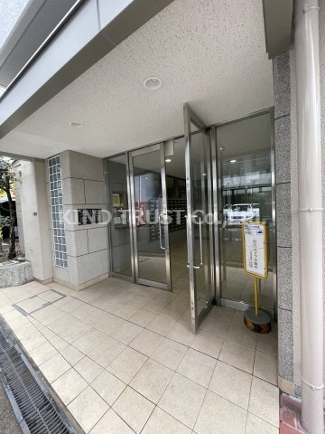 サンハイム第2中津のエントランス|ゆとりのあるエントランスです