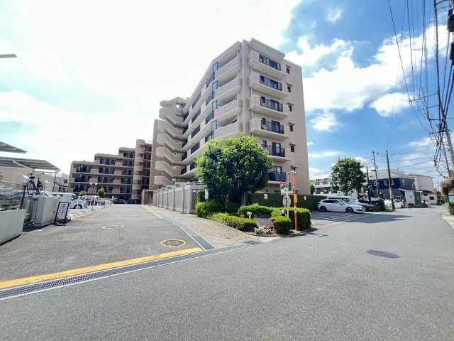 ウインベルコーラス狭山ヶ丘の外観