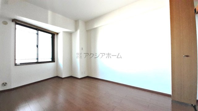ウインベルコーラス狭山ヶ丘の寝室|約6.6帖 洋室
