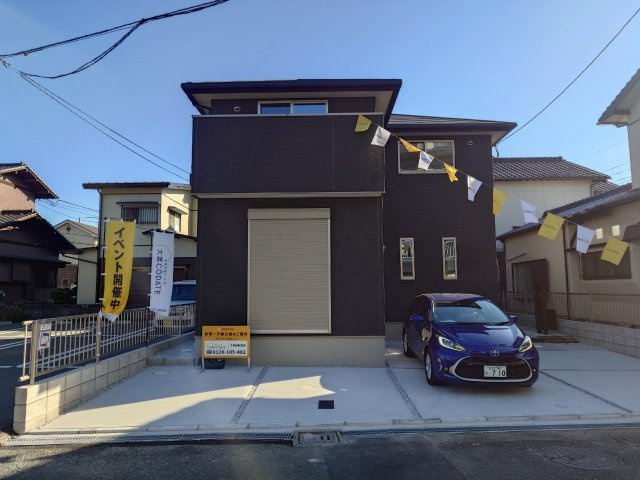 ーSUN COURT－サンコートー小倉南区中曽根4丁目　【小倉南区　新築戸建て】の駐車場|駐車スペースは並列2台可能♪【小倉南区　新築戸建て】