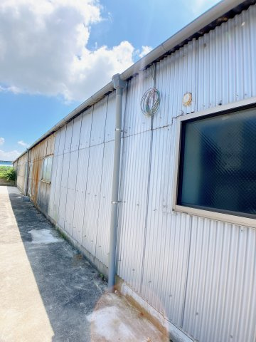平井町倉庫の外観