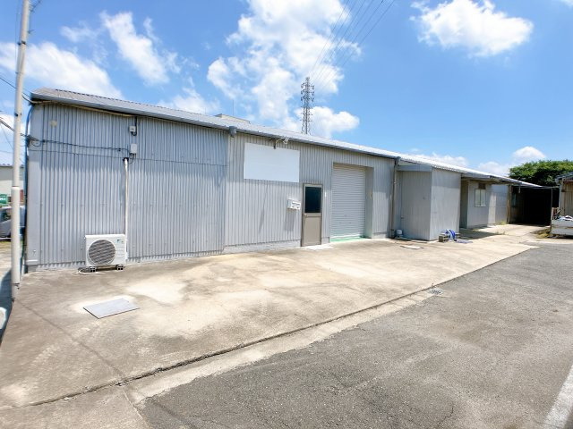 平井町倉庫の外観