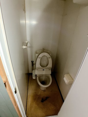 平井町倉庫のトイレ