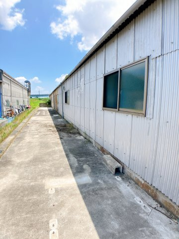 平井町倉庫の外観