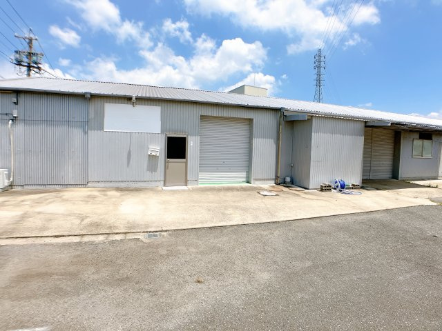 平井町倉庫の外観