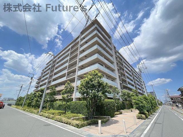メイツガーデンズ三郷中央フロントコートの外観|RC造9階建てマンション