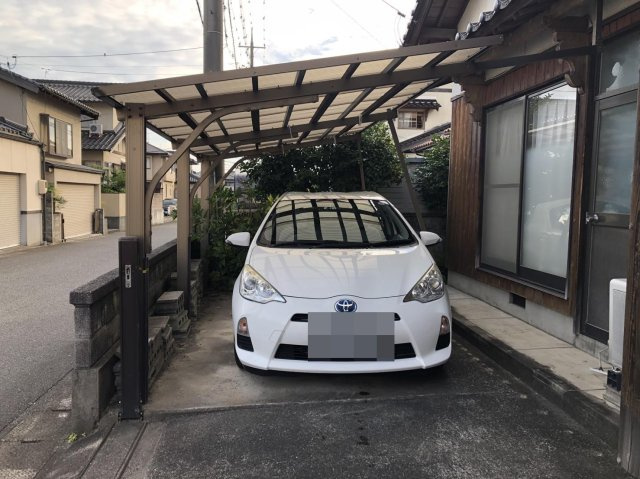 米子市尾高戸建の駐車場