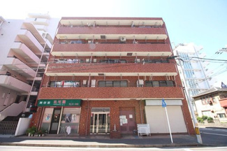 【外観】 | 全面タイル張りによる重厚感溢れる外観です♪