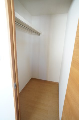 逆瀬川ビルの収納