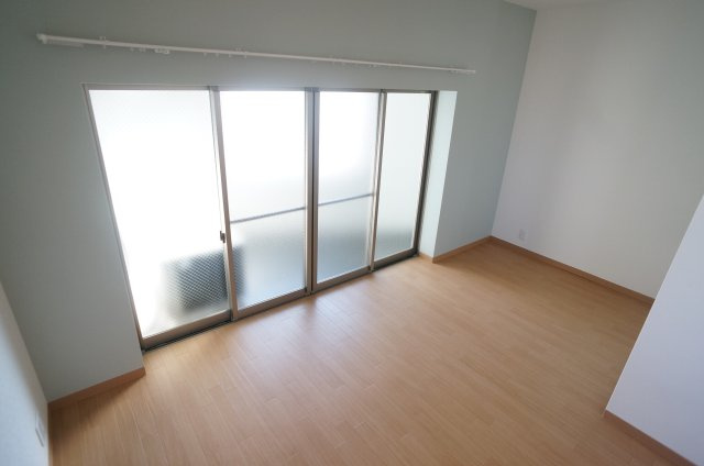 逆瀬川ビルのその他