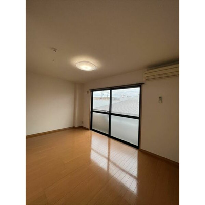 【居間・リビング】 | ラルジュ柳森