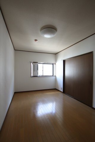 【洋室】 | 河内長野市汐の宮町31-10