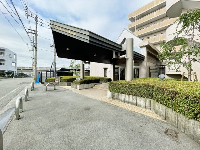 ライオンズマンション徳島佐古一番町のエントランス