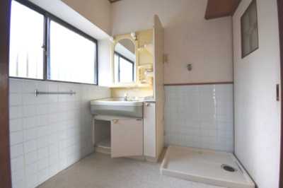 【独立洗面台】 | 中郷町字角牟田戸建