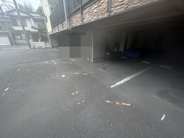 めぞん太陽Vの駐車場