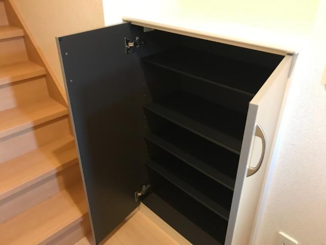 ロマネス豊の収納|下駄箱（イメージ）