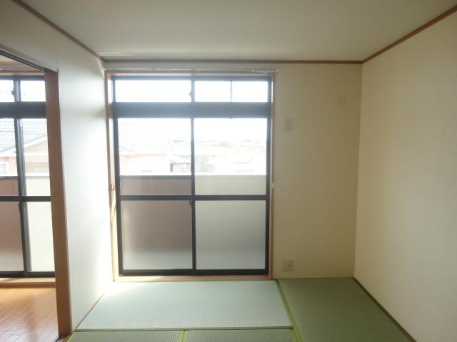 コンフォース北山の内装|和室